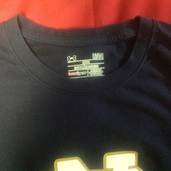 Notre dame tshirt - Picture 3 of 3